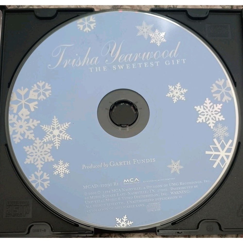Trisha Yearwood The Sweetest Gift CD 1994 Christmas MCA Special Products No Art